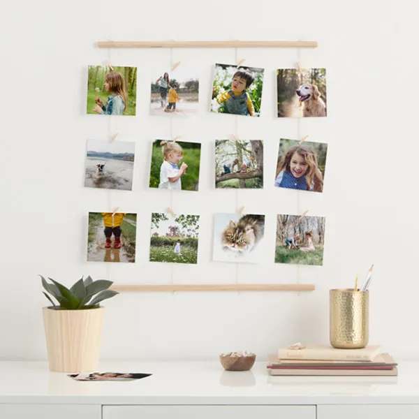 DIY cu printuri pătrate - Creați cu ușurință un cadou foto personalizat în câteva minute cu KODAK MOMENTS.