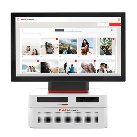 Selectați fotografii - Imprimați-vă fotografiile cu aplicația KODAK MOMENTS sau în magazin, la un chioșc din apropierea dumneavoastră! Imprimați-vă fotografiile sau creați un cadou foto personalizat în câteva minute.