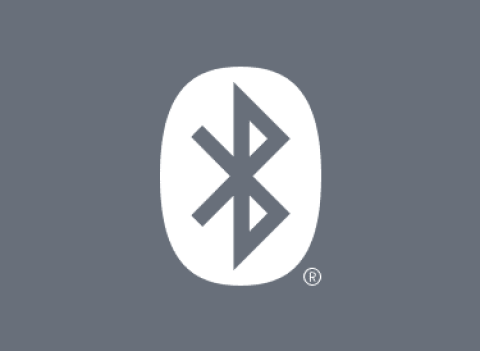 Bluetooth®, stick-uri USB, carduri de memorie